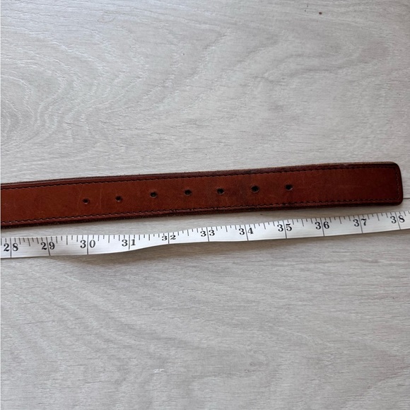 Vintage Arnold Palmer Distressed Brown Leather Brass Gold Tone Buckle Belt - Picture 5 of 5